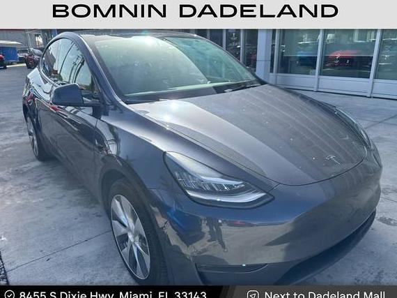 TESLA MODEL Y 2022 7SAYGDEE1NF401871 image